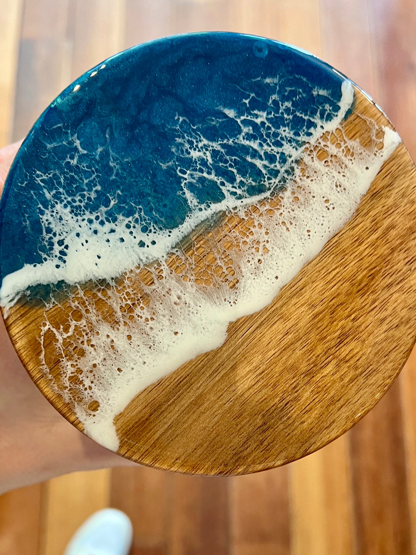 CN-112-28 Resin Art 16" Round Charcuterie Board (Hostage) OL