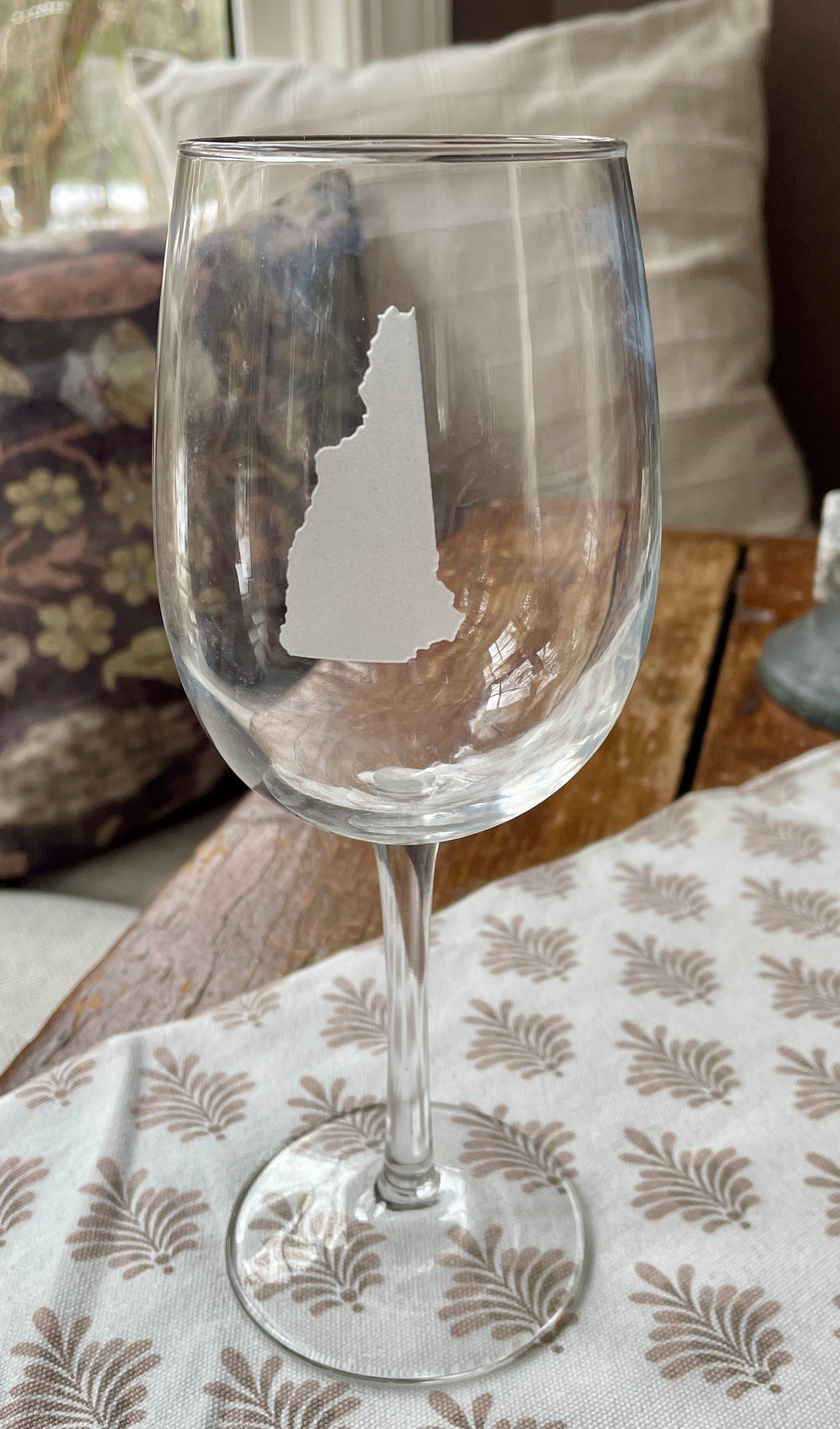 Stemmed Crystal Wine Glass Etched 12 oz. (American Crystal Works) OL