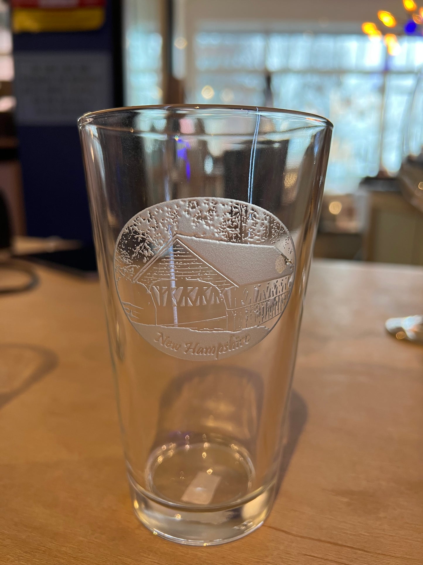 Crystal Pint Glass Etched New Hampshire Covered Bridge 16 oz. (American Crystal Works) OL