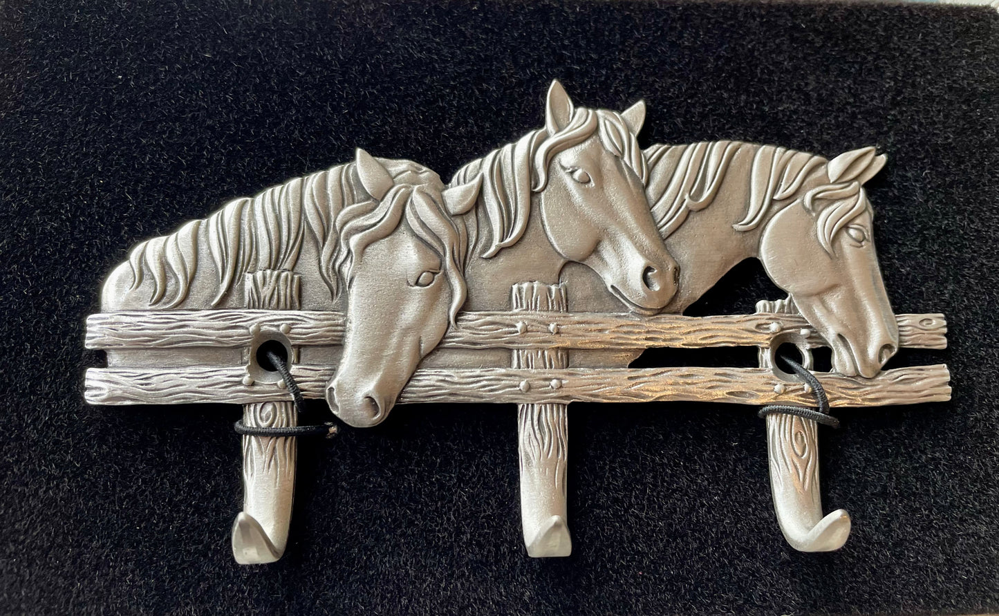 3-Hook Wall Hanger Horse Design (Hampshire Pewter) OL