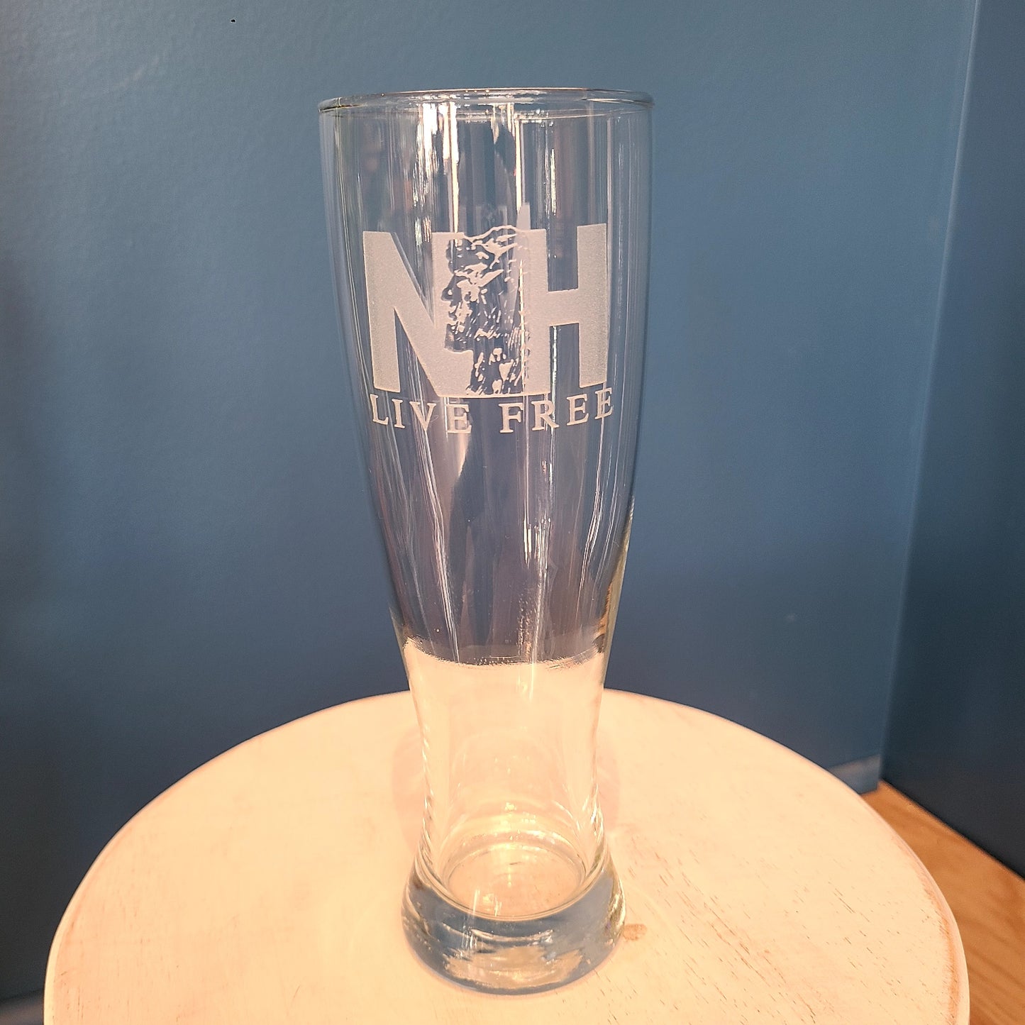NH Crystal Pilsner Beer Glass various etchings 16 oz. (American Crystal) OL