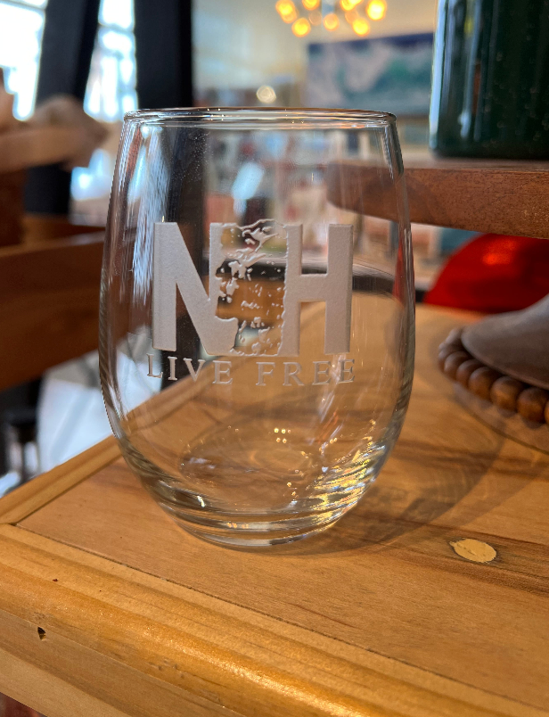 Stemless Wine Glass Etched NH Old Man of the Mountain Live Free (American Crystal Works) OL