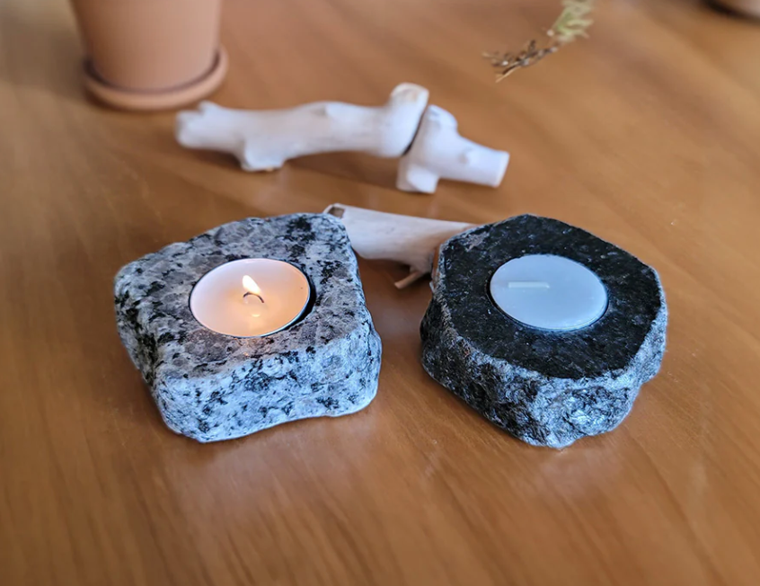 Natural Edge Granite Tea Light Holder (Sea Stones) OL