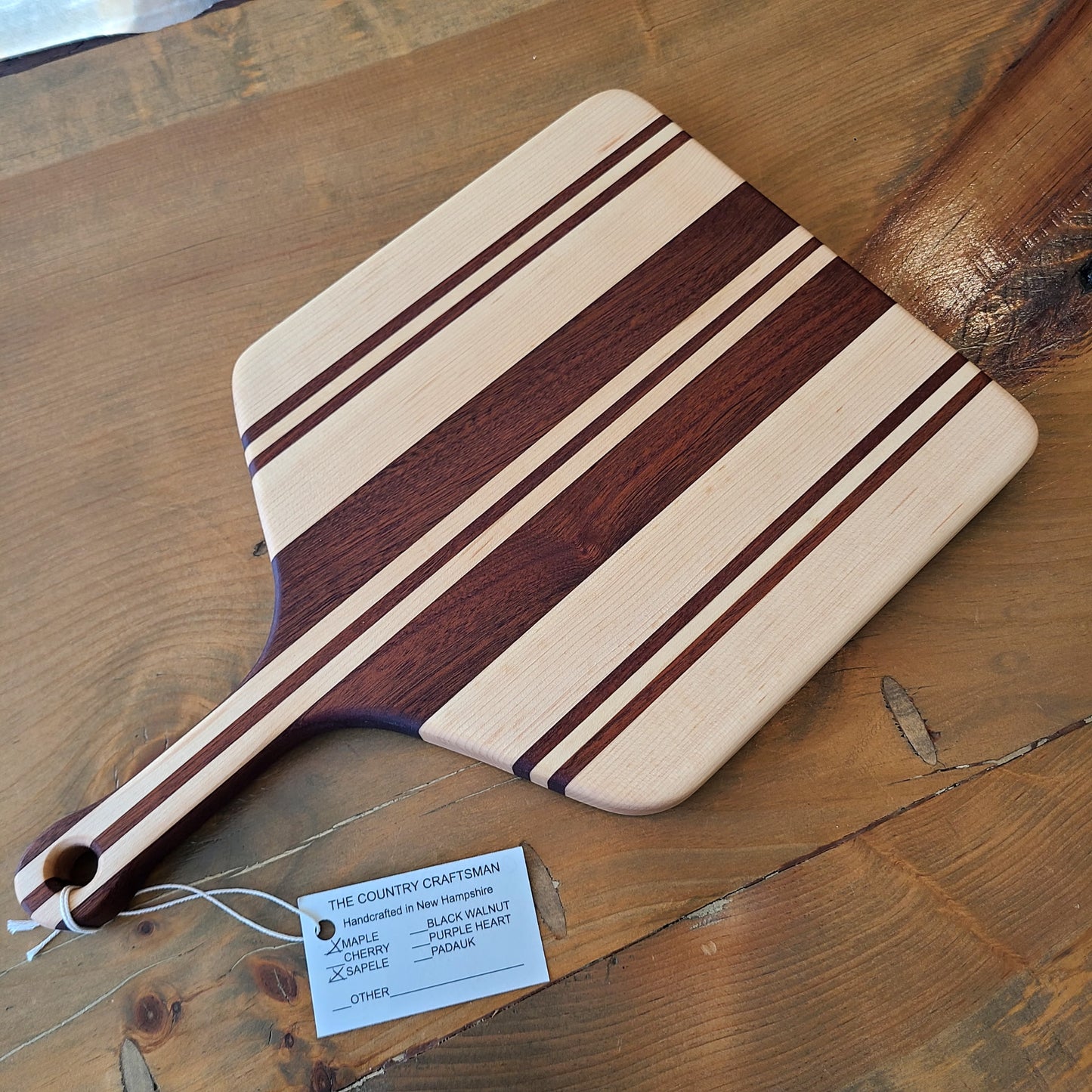 Handcrafted maple & sapale wood cutting board (The Country Craftsman) OL