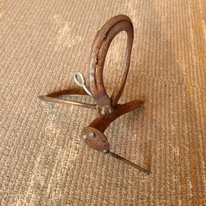 Upcycled Dragonfly Lawn Art (Upcycled Lawn Art) OL