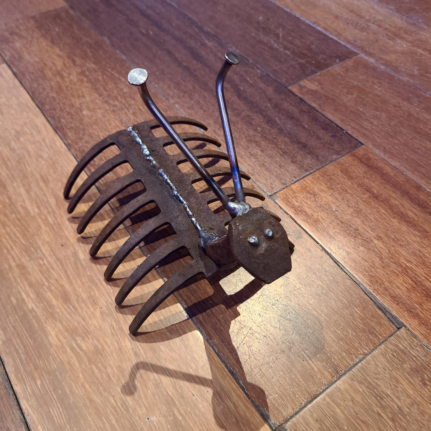Upcycled Centipede Art (Upcycled Lawn Art) OL