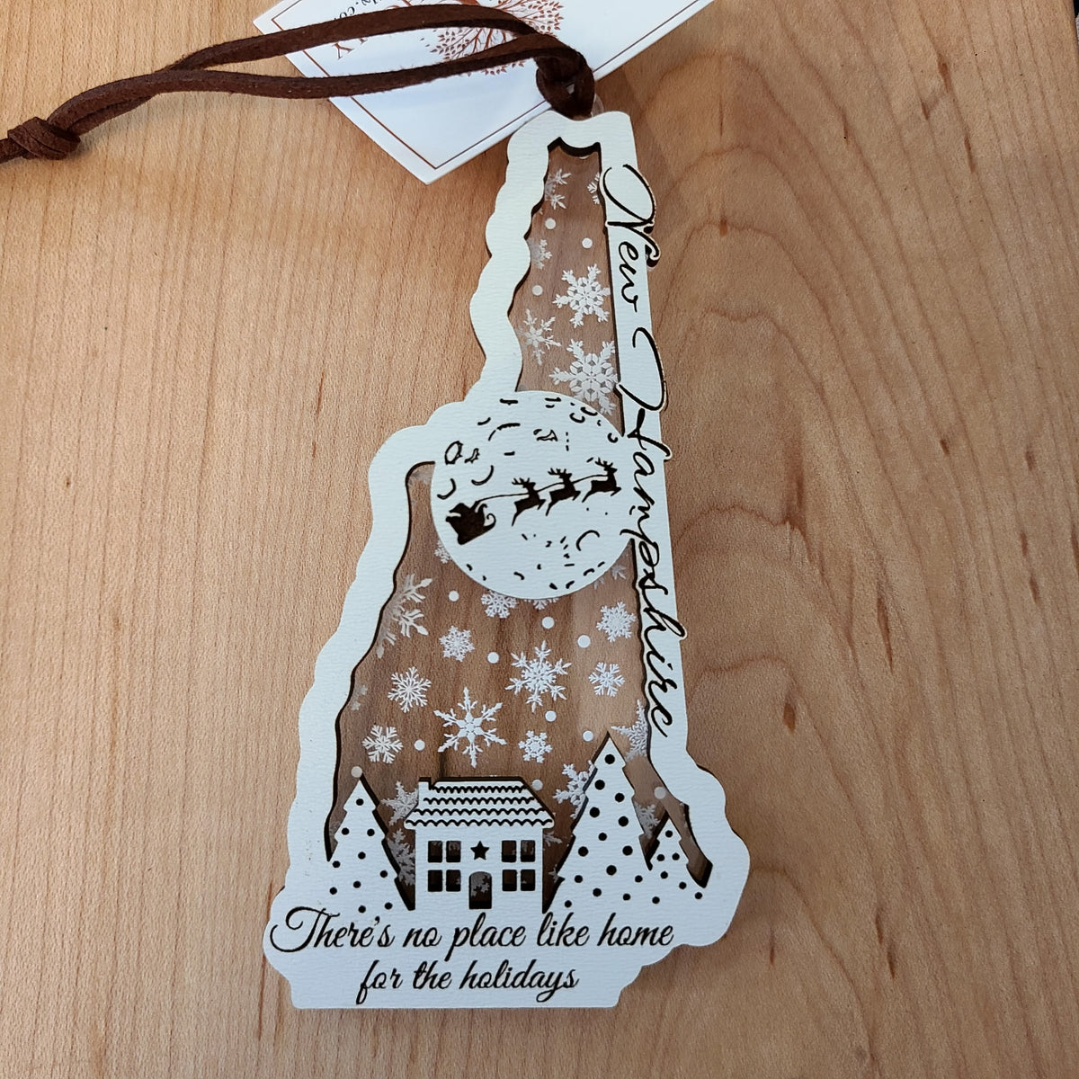 NH Holiday Cut-out Wood Ornament (Maple & Holly) OL