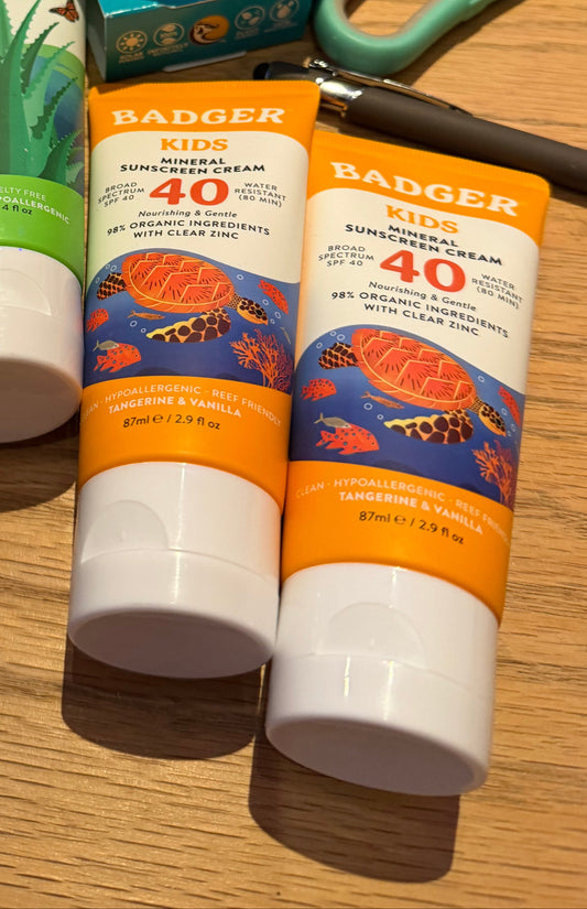 KIDS 40 SPF Sunblock 2.9 oz. (W.S. Badger) OL