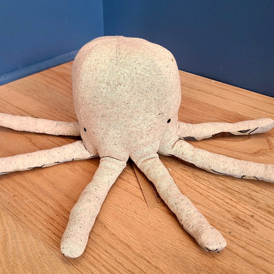 CN-139-06 Gray Octopus Pillow (Hillside Studio) OL