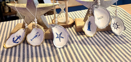 Small Oyster Shell Coastal Ornament (idCreations) OL