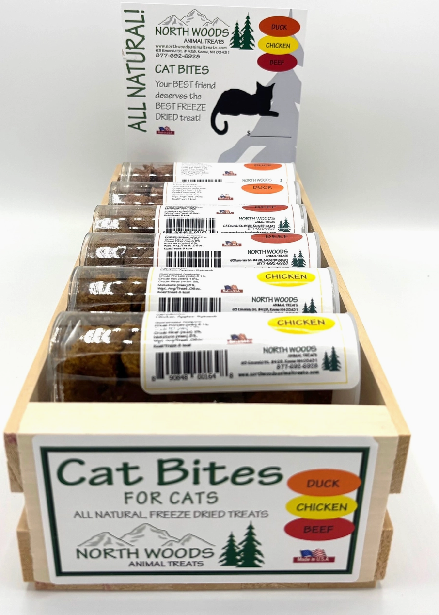 Premium Freeze Dried Cat Bites - Duck, Beef, Chicken (North Woods Animal Treats) OL